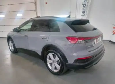 Audi Q4 e-tron 2021 - 27900 EUR, 85105 km - AUTO.MOTO.pt - 85105km - foto 4 de 19