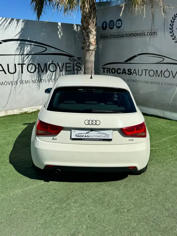 Audi A1 Sportback 2012 - 14990 EUR, 131815 km - AUTO.MOTO.pt - 131815km - foto 22 de 27