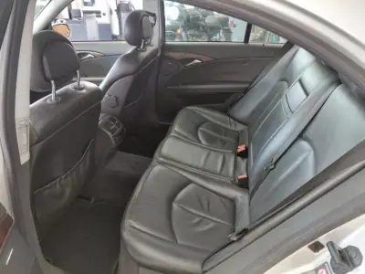Mercedes-Benz E 220 2002 - 7600 EUR, 280000 km - 280000km - foto 14 de 15
