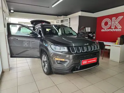 Jeep Compass 2018 - 17250 EUR, 110000 km - AUTO.MOTO.pt - 110000km - foto 19 de 34
