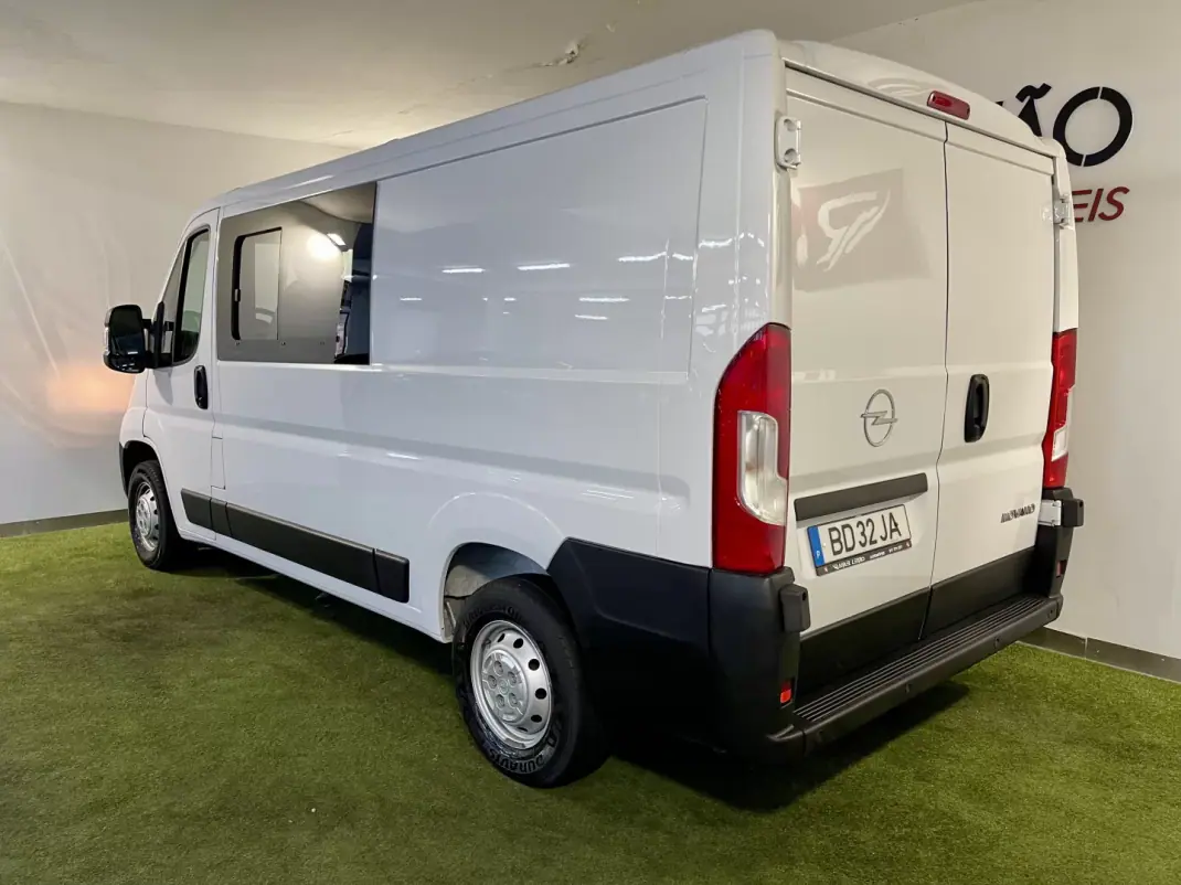 Opel Movano 2023 - 29500 EUR, 82000 km - AUTO.MOTO.pt - 82000km - foto 11 de 30