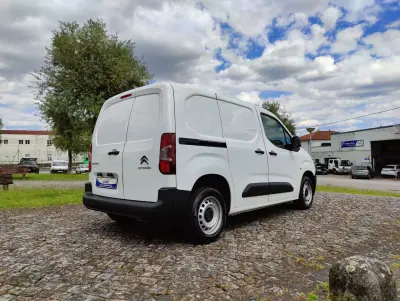 Citroën Berlingo 1.5 Bluehdi M Clube 102cv 2021 - 12990 EUR, 156055 km - AUTO.MOTO.pt - 156055km - foto 6 de 10