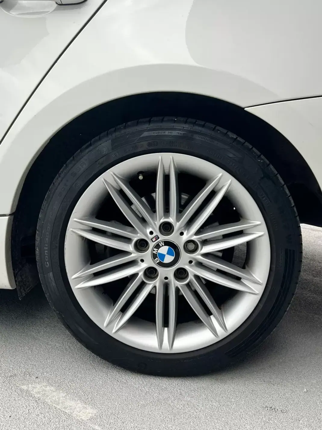 BMW 116 2011 - 14000 EUR, 184987 km - AUTO.MOTO.pt - 184987km - foto 8 de 26