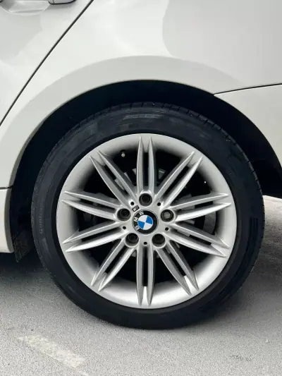 BMW 116 2011 - 14000 EUR, 184987 km - AUTO.MOTO.pt - 184987km - foto 8 de 26