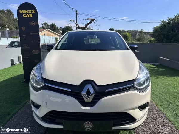 Renault Clio 2017 - 8500 EUR, 135702 km - AUTO.MOTO.pt - 135702km - foto 2 de 47