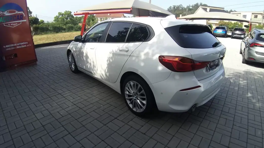 BMW 116 2023 - 23490 EUR, 90760 km - AUTO.MOTO.pt - 90760km - foto 35 de 40
