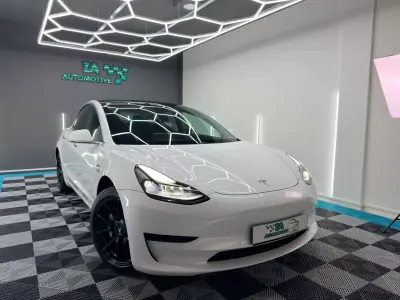 Tesla Model 3 2020 - 23750 EUR, 66000 km - AUTO.MOTO.pt - 66000km - foto 4 de 22