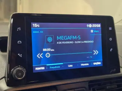 Peugeot Partner 1.6 HDI 100cv 3 Lug 2019 - 13950 EUR, 100000 km - AUTO.MOTO.pt - 100000km - foto 10 de 13