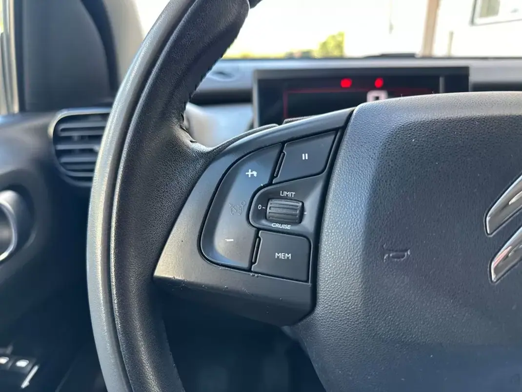 Citroën C4 Cactus 2018 - 9870 EUR, 89500 km - AUTO.MOTO.pt - 89500km - foto 37 de 47