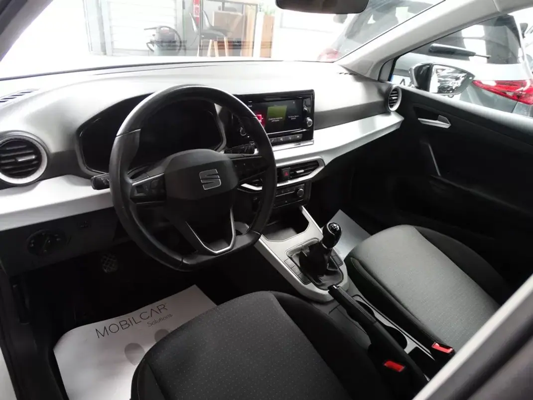 SEAT Arona 2023 - 14980 EUR, 49813 km - 49813km - foto 4 de 25