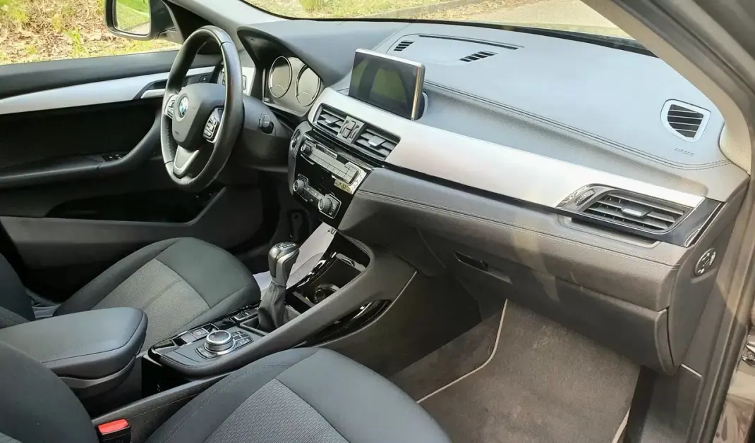 BMW X2 2021 - 22990 EUR, 100000 km - AUTO.MOTO.pt - 100000km - foto 6 de 21