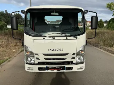 Isuzu 2024 - 28390 EUR, 19000 km - AUTO.MOTO.pt - 19000km - foto 3 de 26