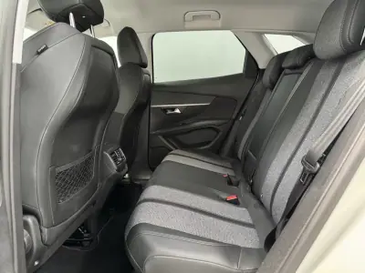 Peugeot 3008 2019 - 17490 EUR, 92000 km - AUTO.MOTO.pt - 92000km - foto 22 de 22