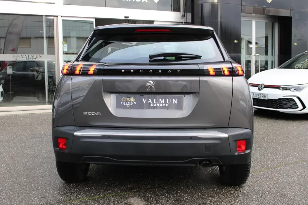 Peugeot 2008 2021 - 18700 EUR, 48176 km - AUTO.MOTO.pt - 48176km - foto 21 de 32