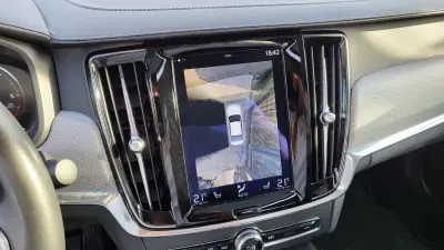 Volvo S90 2017 - 16900 EUR, 292100 km - 292100km - foto 34 de 44
