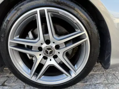 Mercedes-Benz E 220 2015 - 23999 EUR, 162000 km - AUTO.MOTO.pt - 162000km - foto 18 de 53