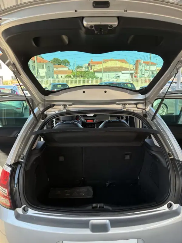 Citroën C3 2014 - 5999 EUR, 160000 km - AUTO.MOTO.pt - 160000km - foto 10 de 22