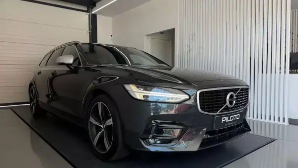 Volvo V90 2018 - 23990 EUR, 166090 km - AUTO.MOTO.pt - 166090km - foto 5 de 31