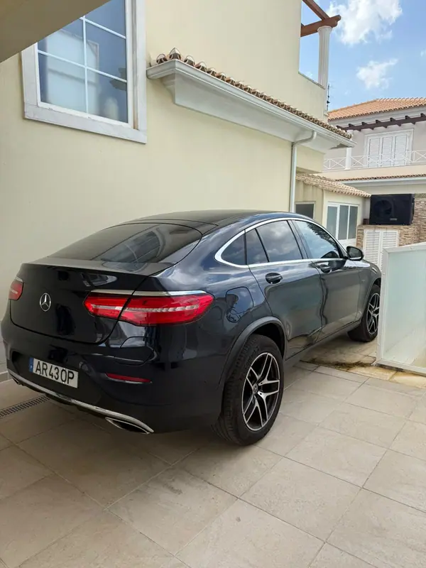 Mercedes-Benz GLC 350 2018 — foto 3 de 13