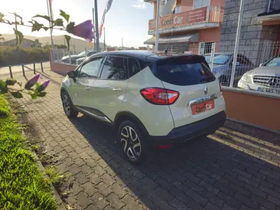 Renault Captur 2015 - 8990 EUR, 161000 km - 161000km - foto 6 de 12