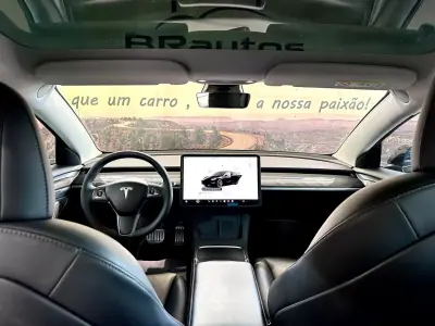Tesla Model 3 2022 - 35900 EUR, 65444 km - AUTO.MOTO.pt - 65444km - foto 20 de 29
