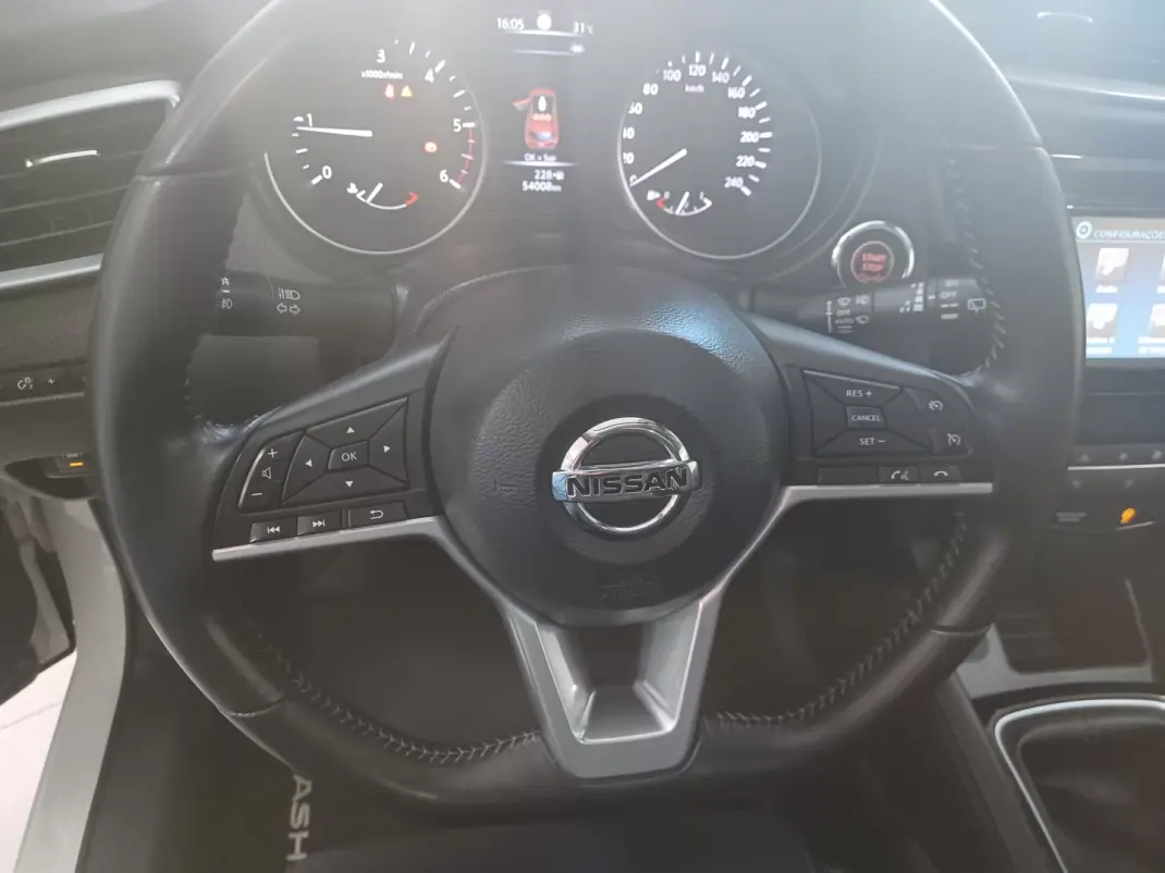 Nissan Qashqai 2018 - 17900 EUR, 54008 km - 54008km - foto 15 de 39