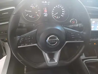 Nissan Qashqai 2018 - 17900 EUR, 54008 km - 54008km - foto 15 de 39