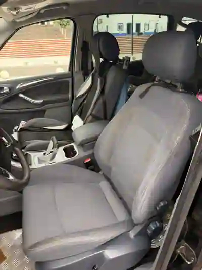 Ford S-Max 2007 - 6000 EUR, 242000 km - AUTO.MOTO.pt - 242000km - foto 7 de 9