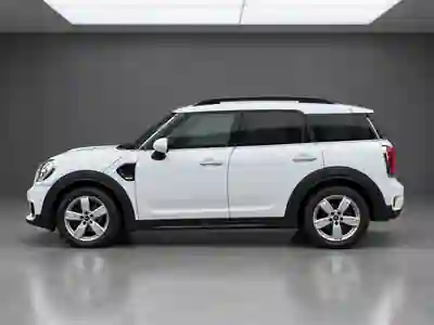 MINI Countryman 2018 — foto 2 de 5