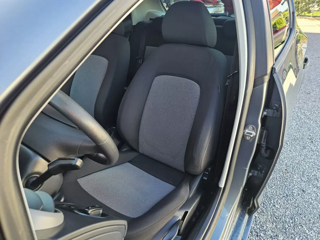 SEAT Ibiza 2016 - 9900 EUR, 122800 km - 122800km - foto 11 de 40