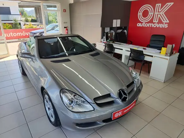 Mercedes-Benz SLK 200 2004 - 10950 EUR, 251000 km - AUTO.MOTO.pt - 251000km - foto 2 de 35