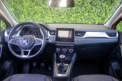 Renault Captur 2020 - 15900 EUR, 86000 km - AUTO.MOTO.pt - 86000km - foto 15 de 17