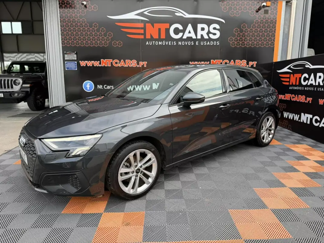 Audi A3 Sportback 2023 - 26900 EUR, 123772 km - AUTO.MOTO.pt - 123772km - foto 1 de 18