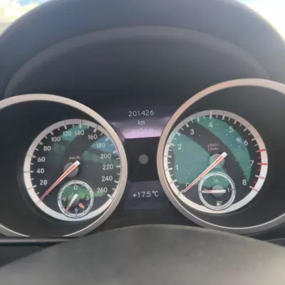 Mercedes-Benz SLK 200 2008 - 14000 EUR, 201000 km - AUTO.MOTO.pt - 201000km - foto 12 de 15