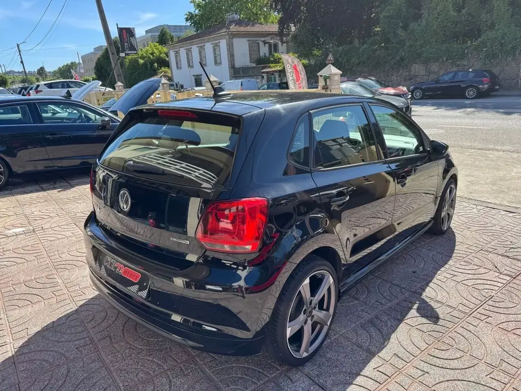 Volkswagen Polo 2012 - 8900 EUR, 188133 km - AUTO.MOTO.pt - 188133km - foto 7 de 28