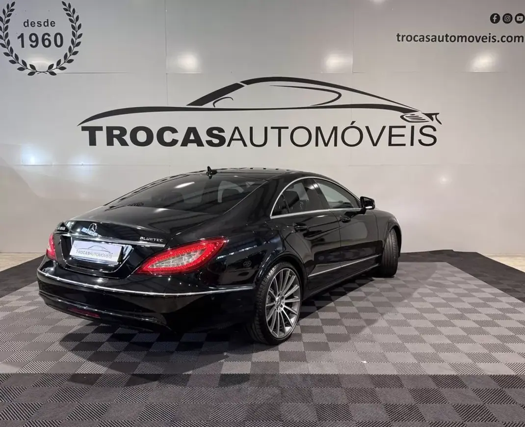 Mercedes-Benz CLS 350 2015 - 32500 EUR, 99869 km - 99869km - foto 30 de 34