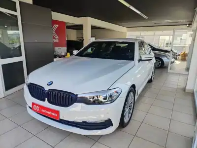 BMW 520 2017 - 23500 EUR, 165600 km - AUTO.MOTO.pt - 165600km - foto 5 de 38