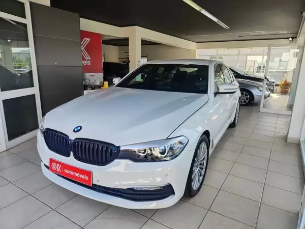 BMW 520 2017 - 23500 EUR, 165600 km - AUTO.MOTO.pt - 165600km - foto 5 de 38