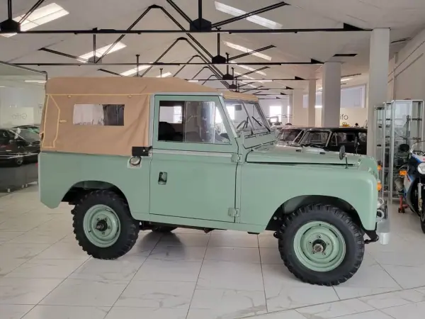 Land Rover Serie III 1973 - 35000 EUR, 87484 km - AUTO.MOTO.pt - 87484km - foto 6 de 47