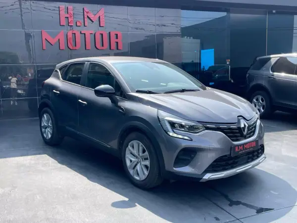 Renault Captur 2022 - 17300 EUR, 87000 km - AUTO.MOTO.pt - 87000km - foto 4 de 11
