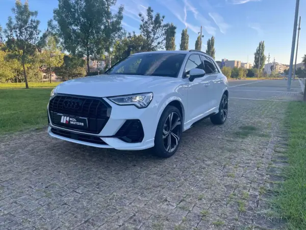 Audi Q3 e-hybrid S tronic 2022 Híbrido Plug-In — 143 000 km · Bragança Audi Q3 2022
