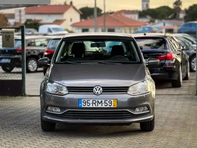 Volkswagen Polo 2016 - 9590 EUR, 130000 km - AUTO.MOTO.pt - 130000km - foto 3 de 12