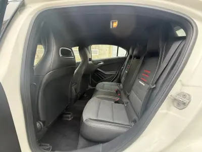Mercedes-Benz A 160 2018 - 14950 EUR, 175000 km - 175000km - foto 11 de 15
