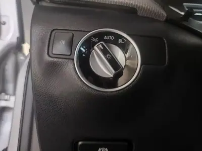 Mercedes-Benz B 180 2012 - 10990 EUR, 221000 km - AUTO.MOTO.pt - 221000km - foto 25 de 35
