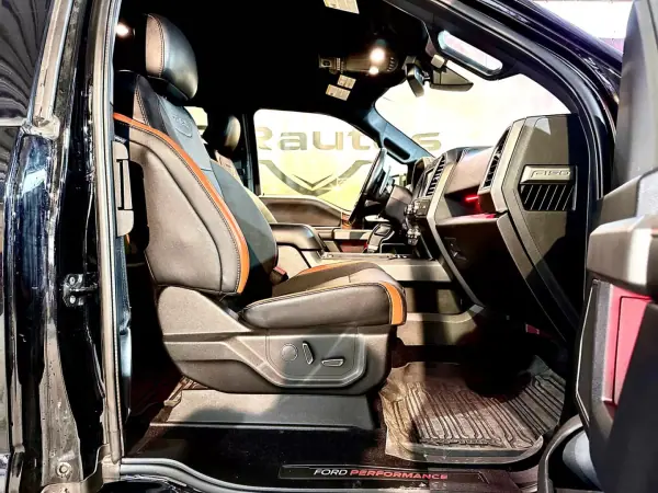 Ford F-150 2017 - 105900 EUR, 58000 km - AUTO.MOTO.pt - 58000km - foto 19 de 39
