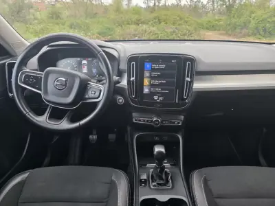Volvo XC 40 2020 - 24500 EUR, 152300 km - AUTO.MOTO.pt - 152300km - foto 34 de 42