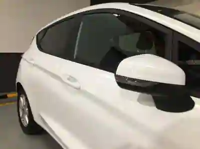 Ford Fiesta 2018 — foto 6 de 15