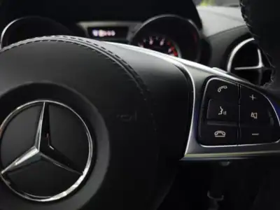 Mercedes-Benz SL 400 2017 - 61950 EUR, 109573 km - 109573km - foto 28 de 44