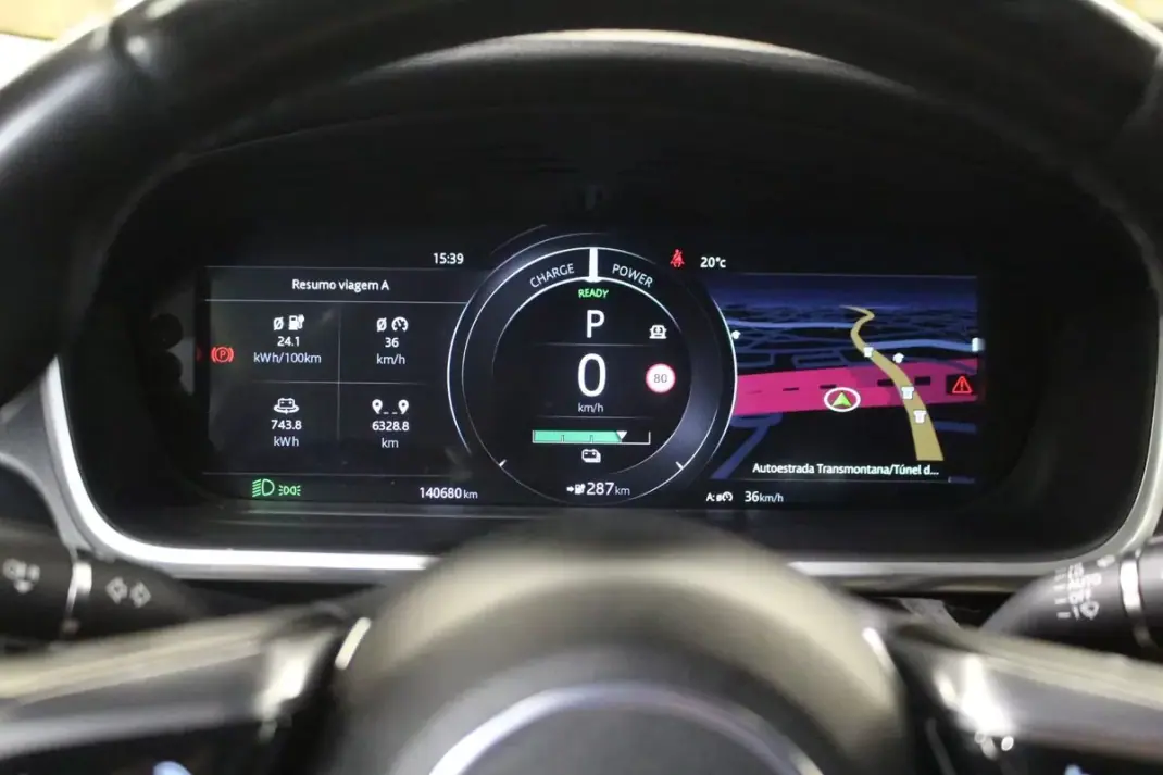 Jaguar I-Pace 2020 - 22900 EUR, 140680 km - AUTO.MOTO.pt - 140680km - foto 23 de 25
