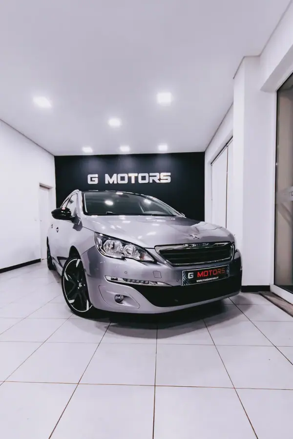 Peugeot 308 SW 2014 - 12900 EUR, 210000 km - AUTO.MOTO.pt - 210000km - foto 2 de 20